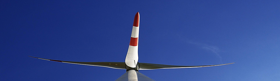 Die eigene kleine Windturbine auf dem Hausdach liefert Strom